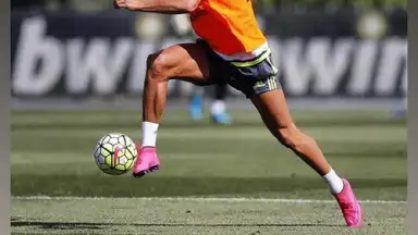 Cristiano Ronaldo Official Keyboard скриншот 6