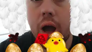 YouCam Fun скриншот 3