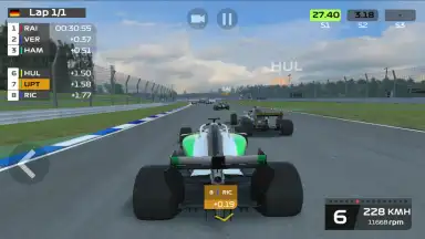 F1 Mobile Racing скриншот 8