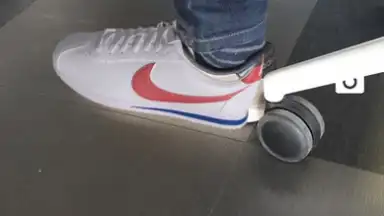 Wanna Kicks скриншот 8