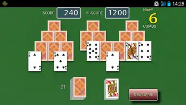 Tri Peaks Solitaire скриншот 2