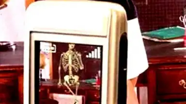 веселые рентгеновские лучи скриншот 4