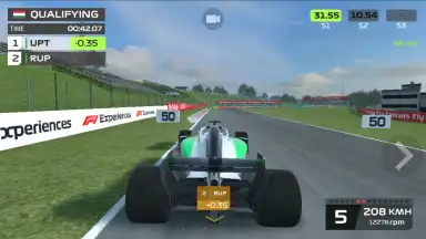 F1 Mobile Racing скриншот 4