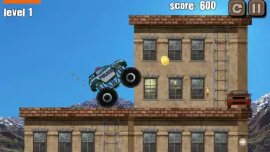 Police Monster Truck скриншот 2